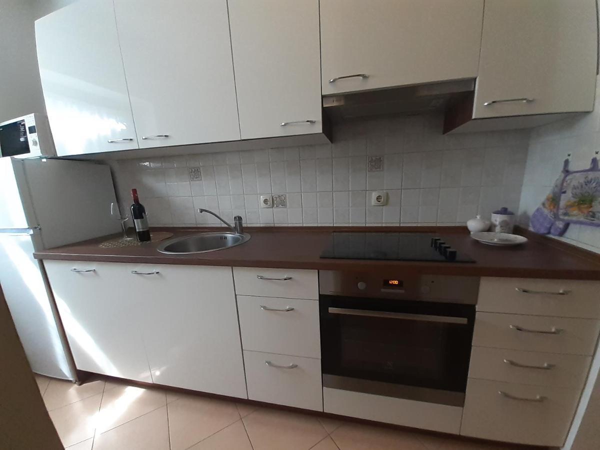 Ferienwohnung Apartman Lila Umag Exterior foto